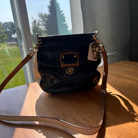 Coach Willis 70th Anniversary Limited Edition Saddle Bag - Picture 4 of 8